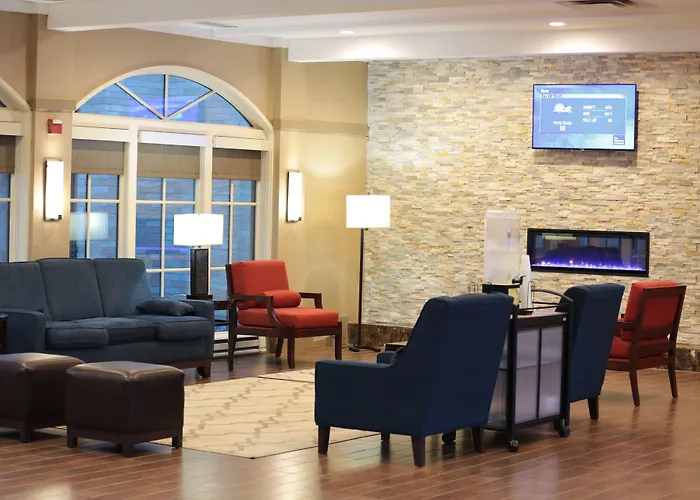 Comfort Msp Airport - Mall Of America 4*
